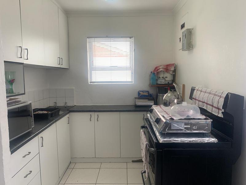 3 Bedroom Property for Sale in Lentegeur Western Cape